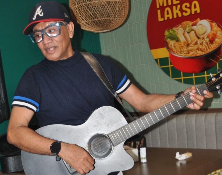 Penyanyi asal Makassar Andre Hannesa. (Foto: AJP)